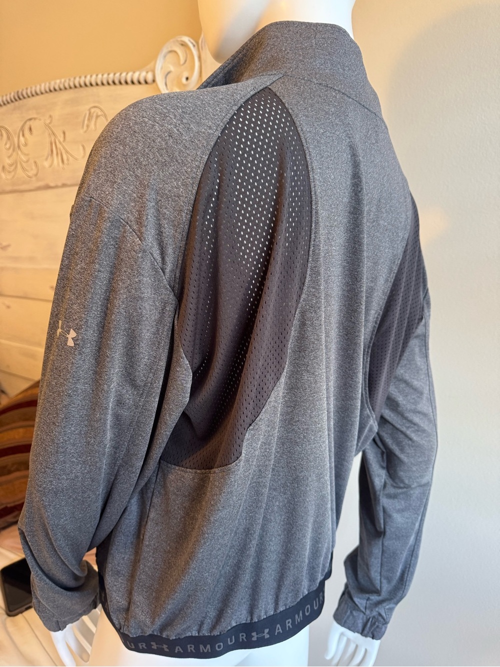 LG Women's Gray Bomber Jacket with Logo Hem - Picture 4 of 5